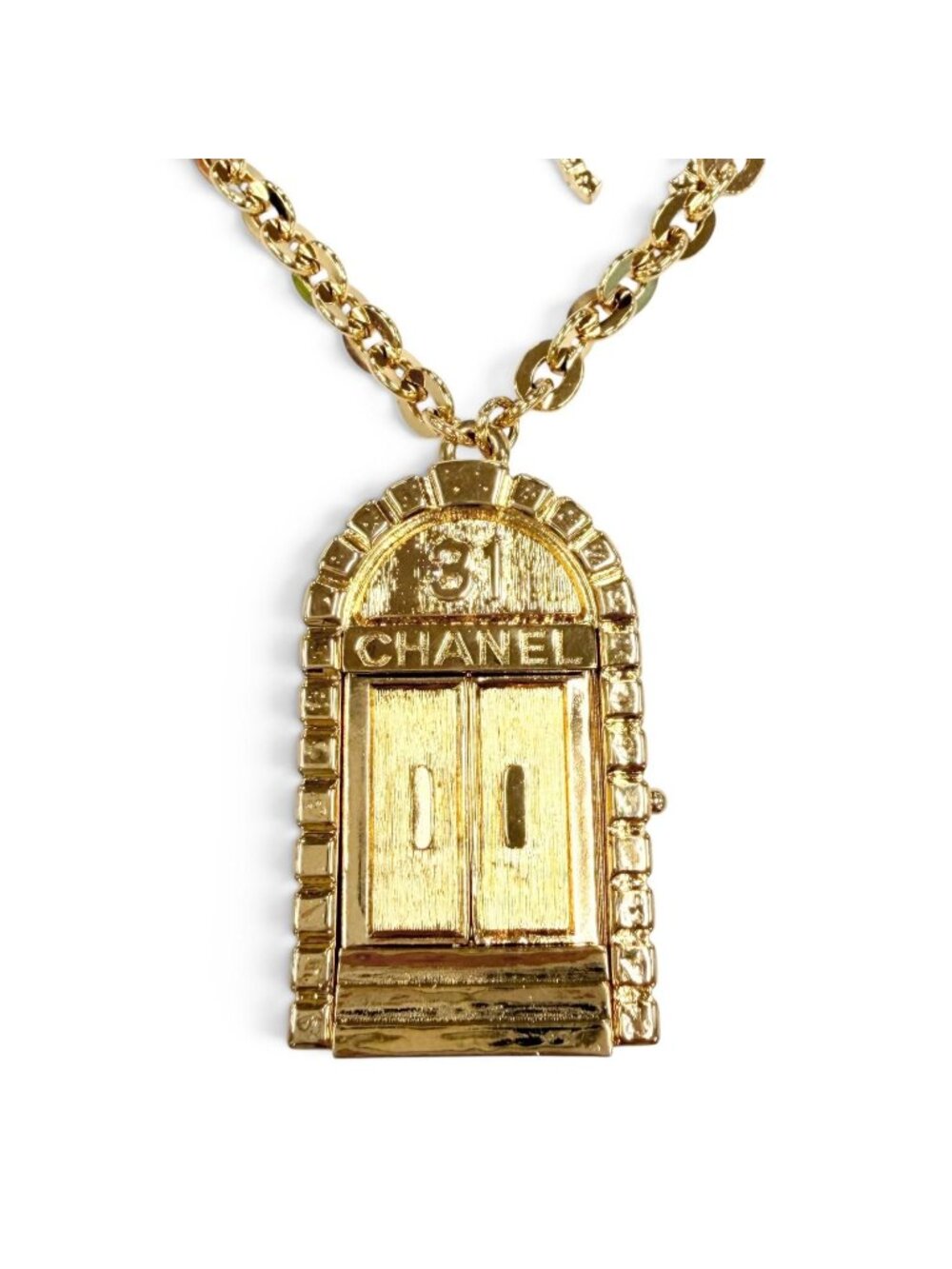 Chanel 31 Rue Cambon Rocket Pendant CC Logo 78 Necklace